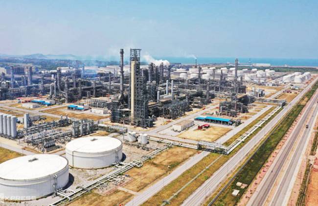 Case Study:  Bộ đàm chống cháy nổ cho đội ngũ bảo trì nhà máy lọc dầu Nghi Sơn